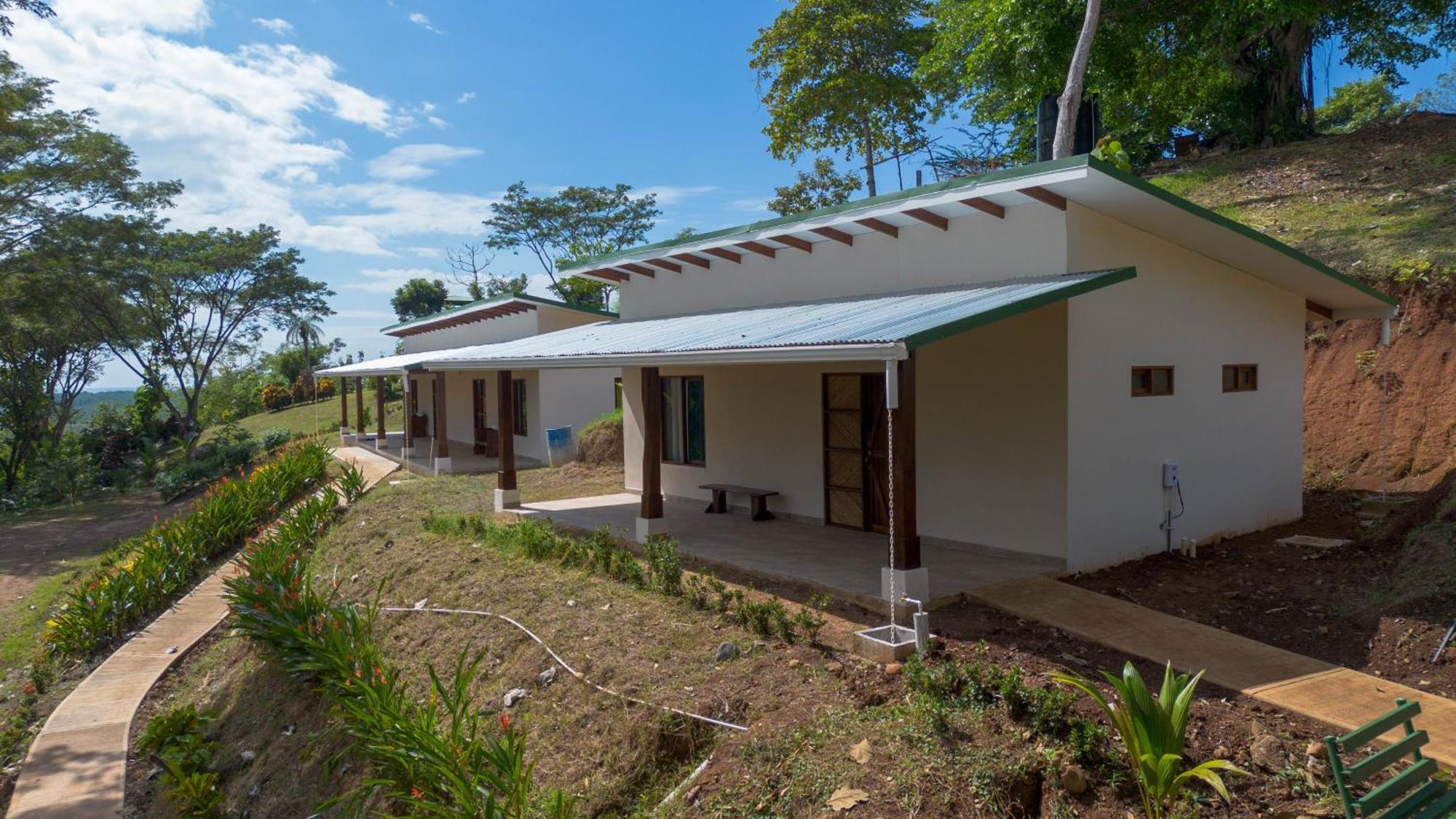 Chalet Birding Tárcoles