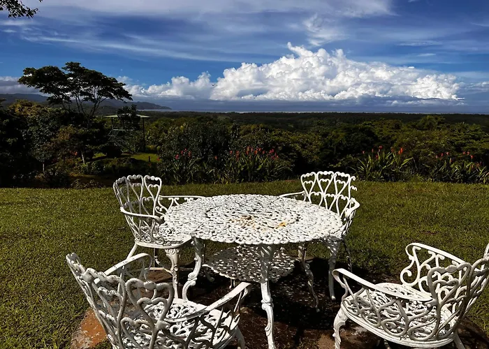 Tarcoles Birding Lodge